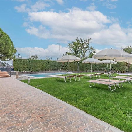 -Free Pool And Parking- Garda House Apartments Castelnuovo del Garda Exterior foto