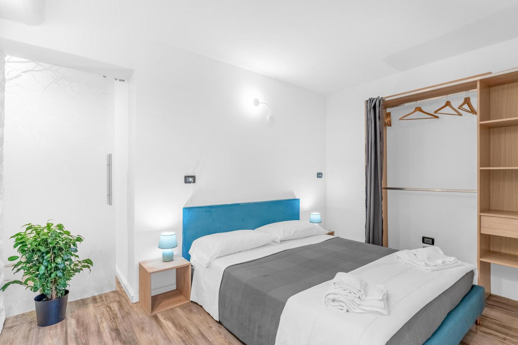 -Free Pool And Parking- Garda House Apartments Castelnuovo del Garda Exterior foto