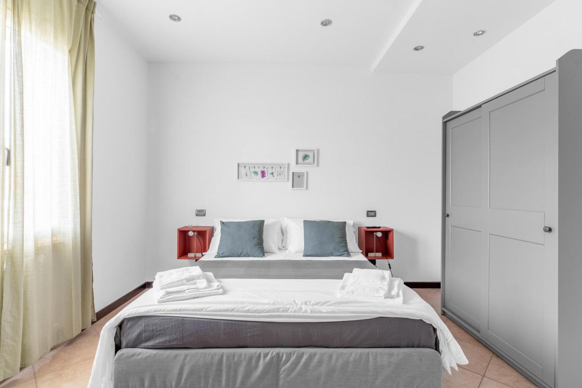 -Free Pool And Parking- Garda House Apartments Castelnuovo del Garda Exterior foto
