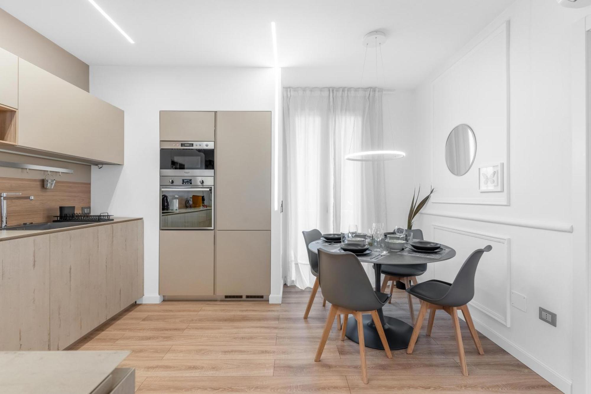 -Free Pool And Parking- Garda House Apartments Castelnuovo del Garda Exterior foto